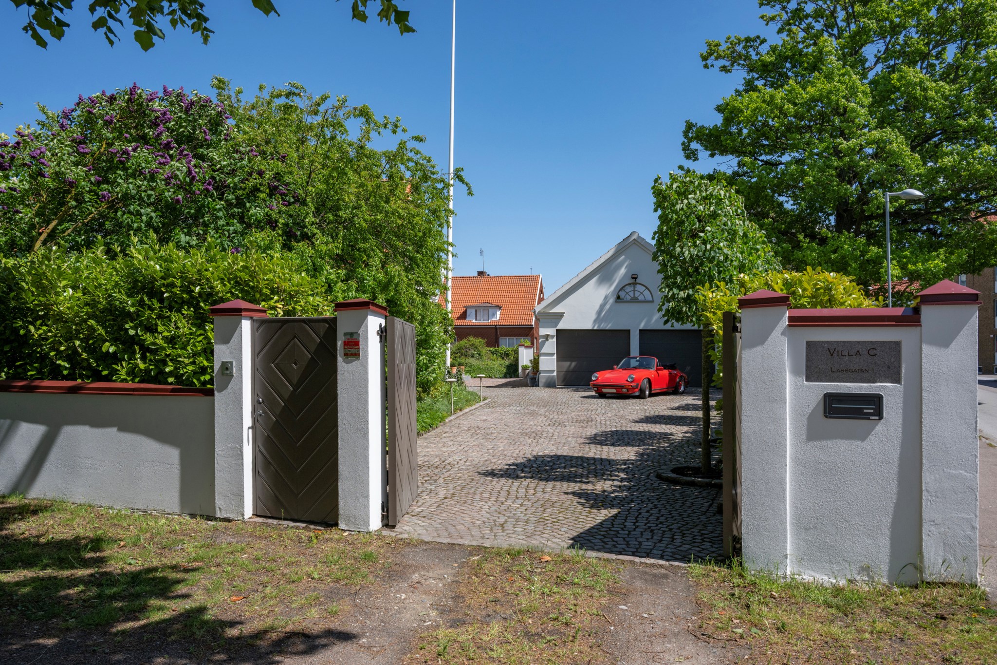  Larsgatan 1