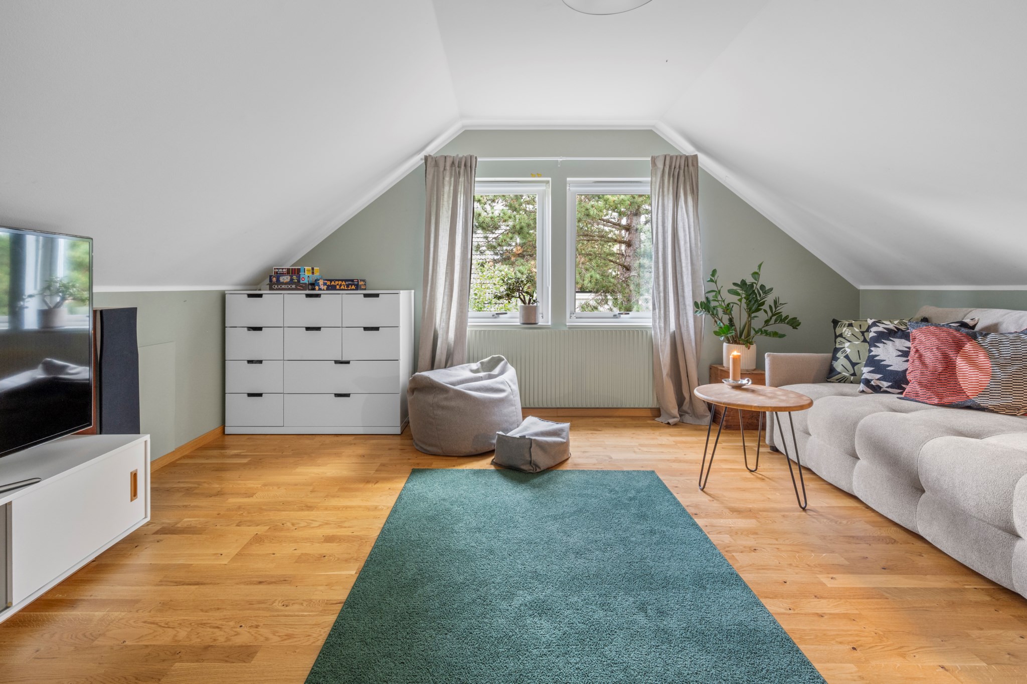  Västra Klockarevägen 10
